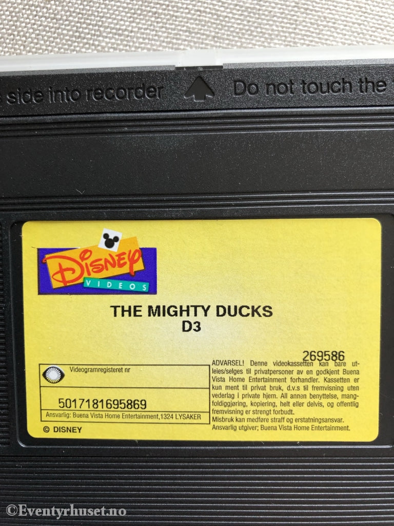 Disney Vhs 269586. D3: The Mighty Ducks. 1996.