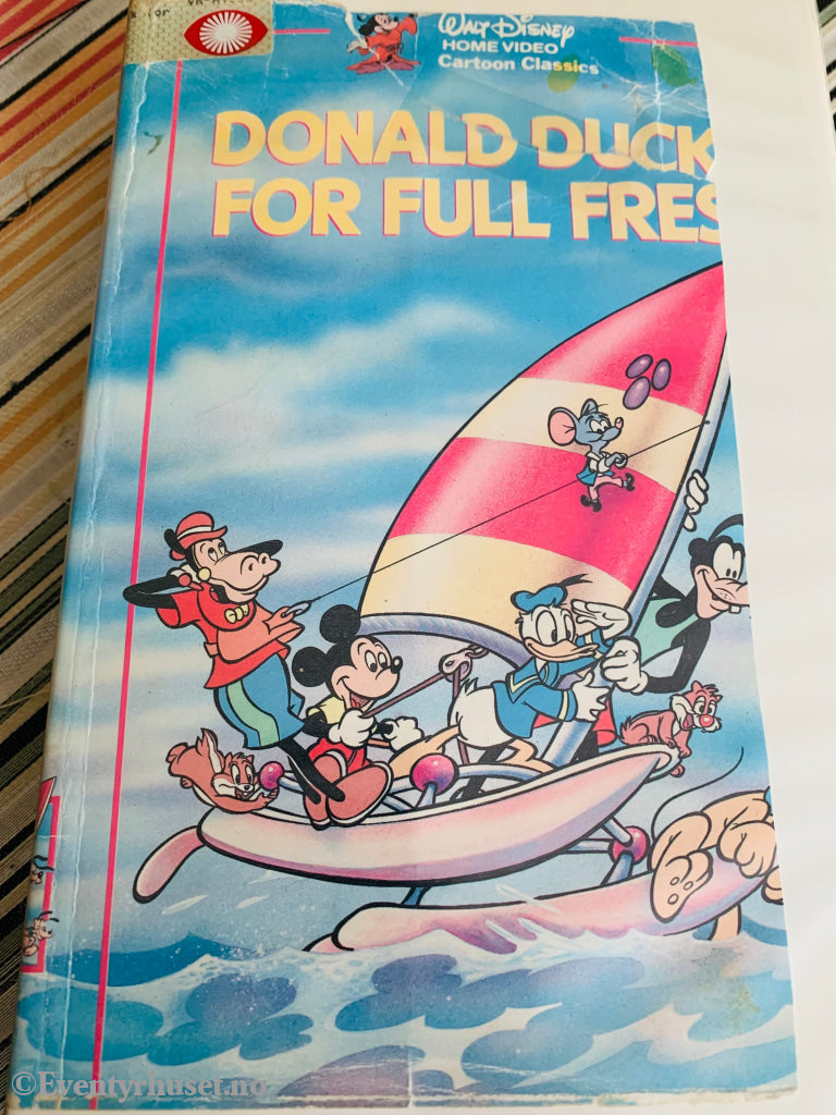 Disney Vhs Big Box. Donald Duck For Full Fres. Box