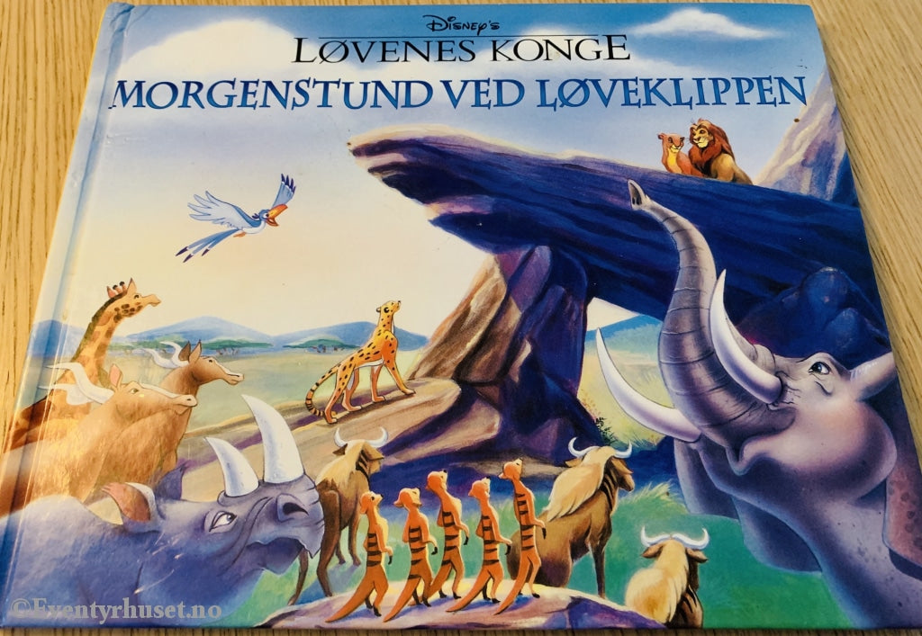 Disneys Løvenes Konge - Morgenstund Ved Løveklippen. 1994. Fortelling