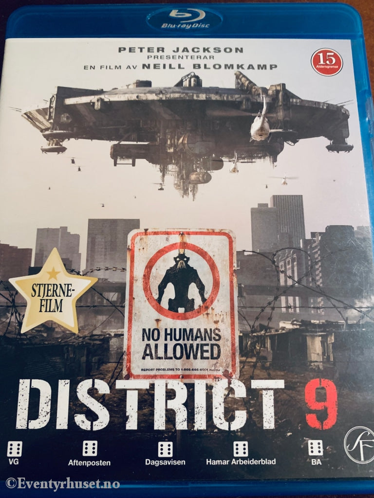 District 9. 2009. Blu-Ray. Blu-Ray Disc