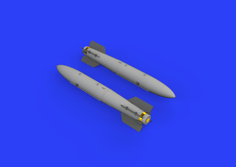 B43-0 Nuclear Weapon w/SC43-4/-7 tail assembly