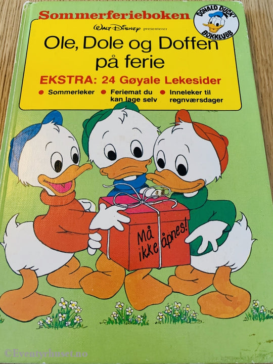 Donald Ducks Bokklubb. Sommerferieboken - Ole Dole Og Doffen På Ferie. 1982. Bokklubb