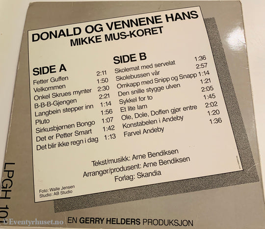 Donald og vennene hans. 1983. Mikke Mus-koret. LP.