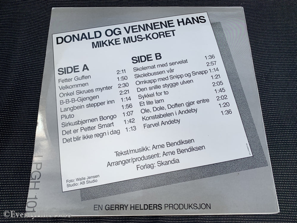 Donald Og Vennene Hans - Mikke Mus Koret. 1986. Lp. Lp Plate