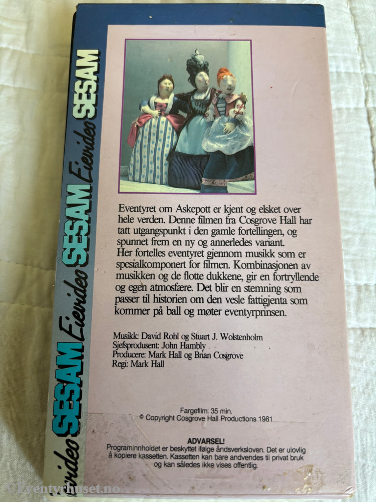 Download / Stream: Askepott. 1981. VHS SB Slipcase. Norwegian distribution. VHS