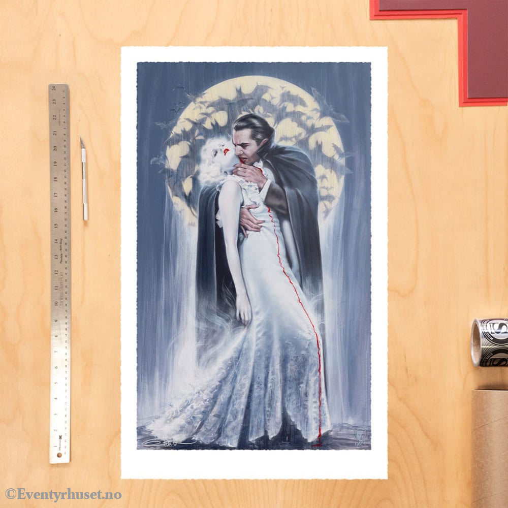 Dracula Art Print The Kiss by Olivia De Berardinis 70 x 43 cm - unframed Home & Gifts