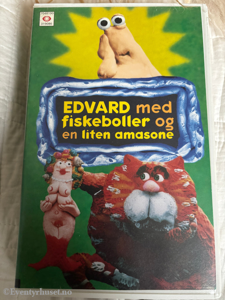 Edvard med fiskeboller og en liten amasone. 1994. VHS Big Box. VHS Big Box