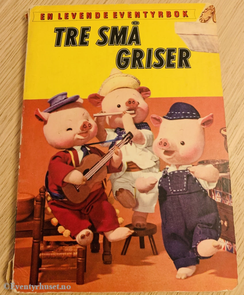 En Levende Eventyrbok. Tre Små Griser. Fortelling