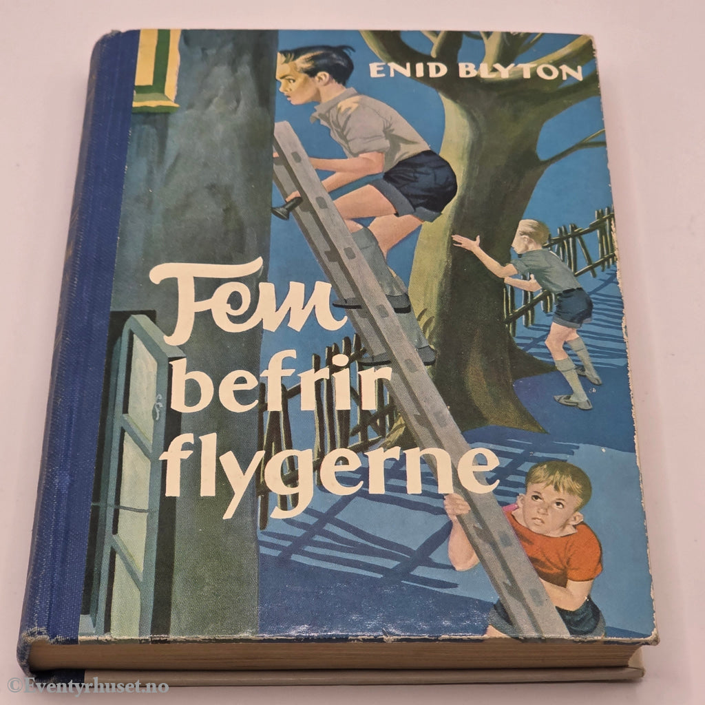 Enid Blyton. 1953. Fem befrier flygerne. Bok.