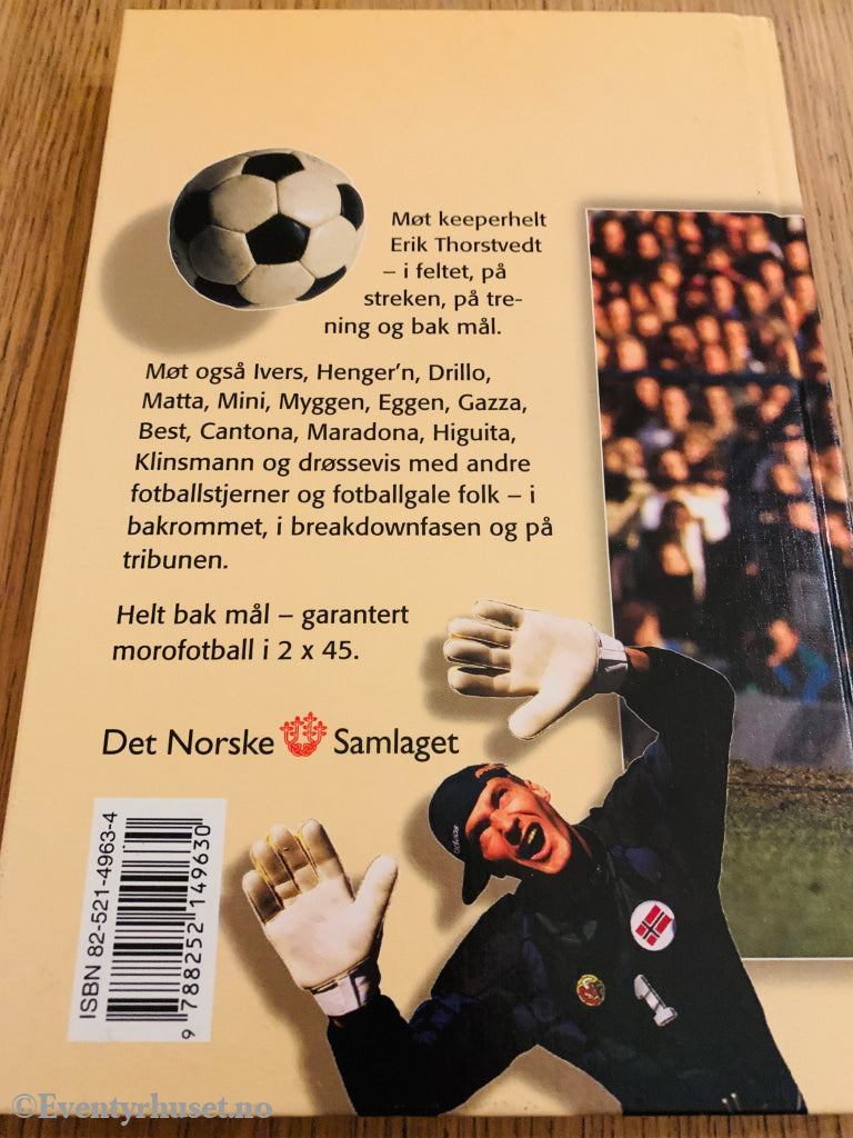 Erik Thorstvedt. 1999. Helt bak mål. Bok.