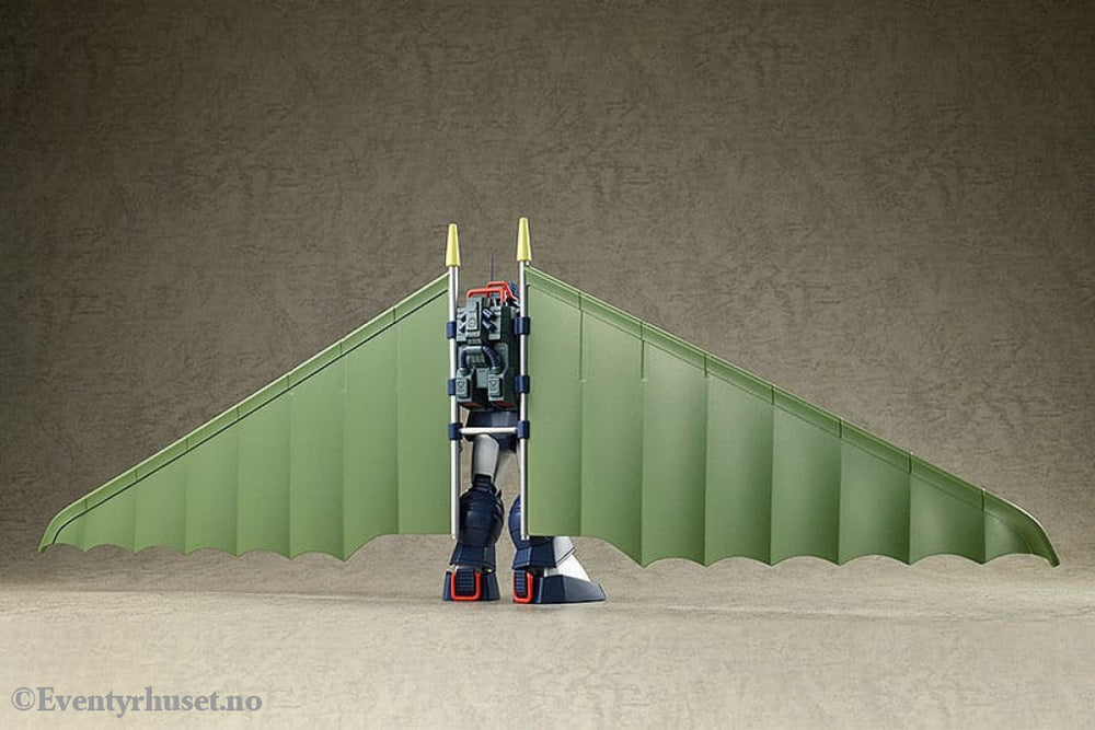 Fang of the Sun Dougram Combat Armors MAX 29 Plastic Model Kit 1/72 Combat Armor Dougram Hang Glider Equipment Type 14