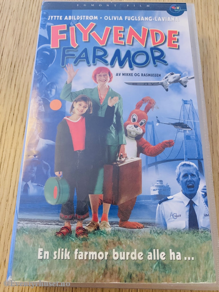 Flyvende Farmor. Vhs Utleiefilm.