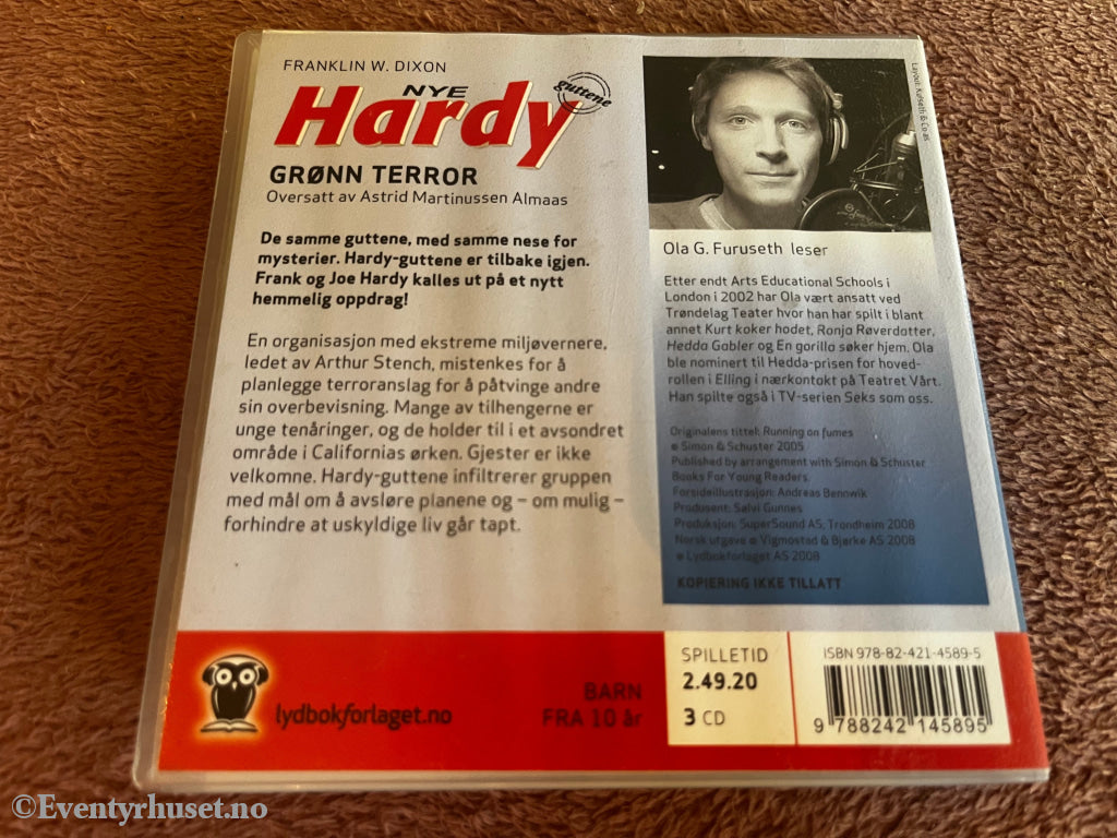 Franklin W. Dixon. 2007. Nye Hardy-guttene: Grønn terror. Lydbok på CD.