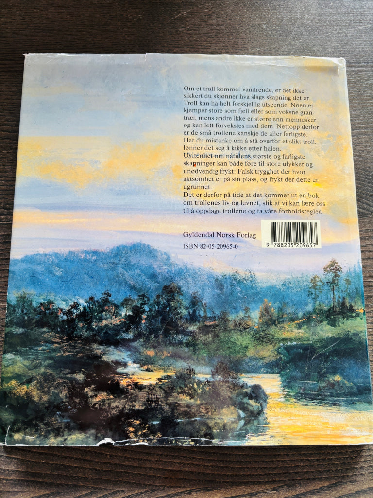 Frid Ingulstad og Svein Solem – Troll. Bok.