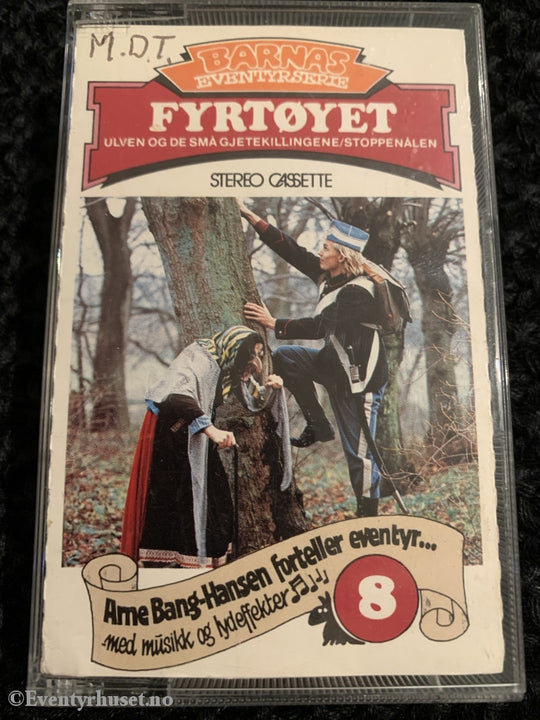 Fyrtøyet. Ulven Og Små Gjetekillingene / Stoppenålen. 1983 . Kassettbok. Kassettbok