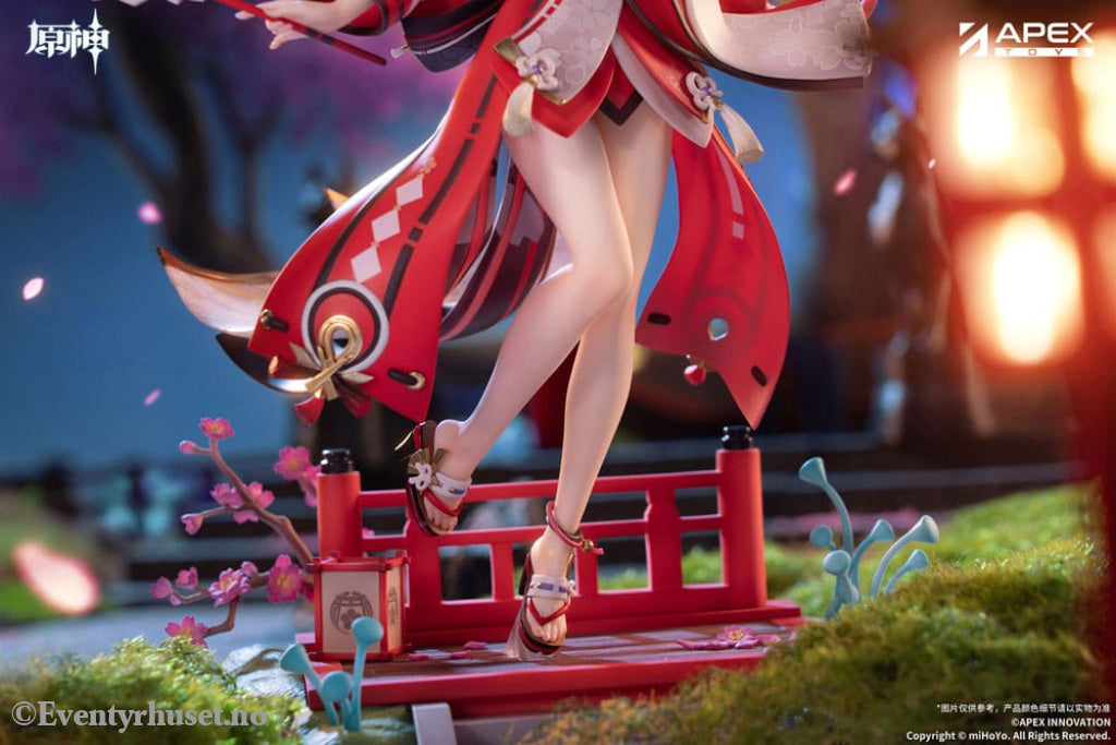 Genshin Impact PVC Statue 1/7 Yae Miko Astute Amusement Ver. 28 cm Manga & Anime