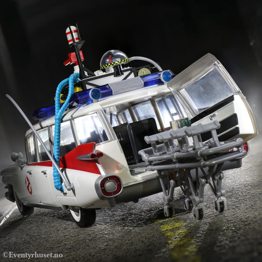 Ghostbusters Plasma Series Vehicle 1/18 Ecto-1 (1984). Mint In Sealed Box (MISB)! Actionfigur