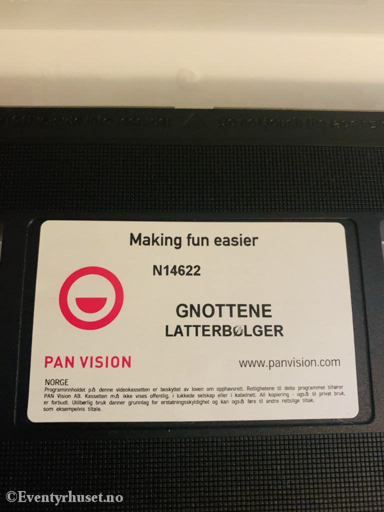 Gnottene. Vol. 5. Latterbølger. 2002. Vhs. Vhs