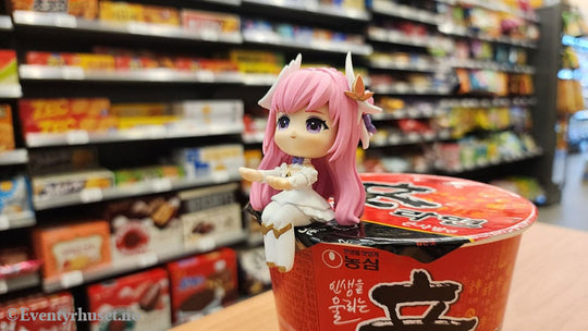 Goddess of Victory: Nikke Cup Noodle Holder PVC Statue Dorothy 9 cm Manga & Anime
