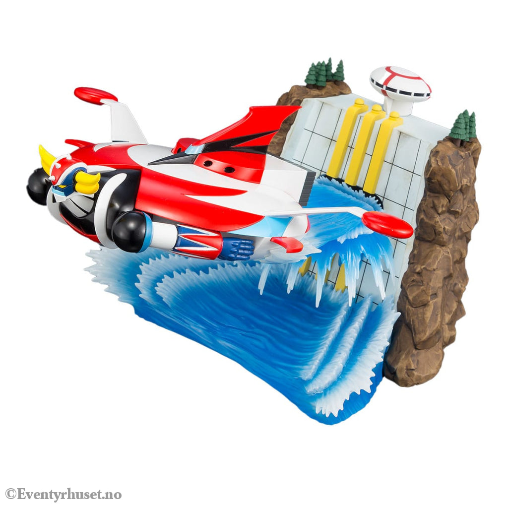 Grendizer Scene Selection 02 PVC Statue Grendizer To the skies of fierce combat 10 cm. Mint In Sealed Box (MISB)!