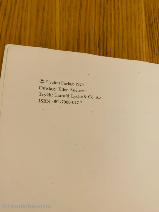 Gulle Brun, 1970, Stjerneglimt og blomstergløtt. Bok