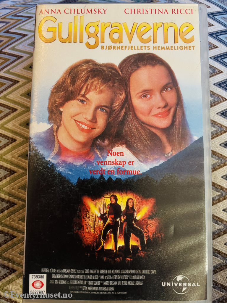 Gullgraverne – Bjørnefjelllets hemmelighet. VHS.