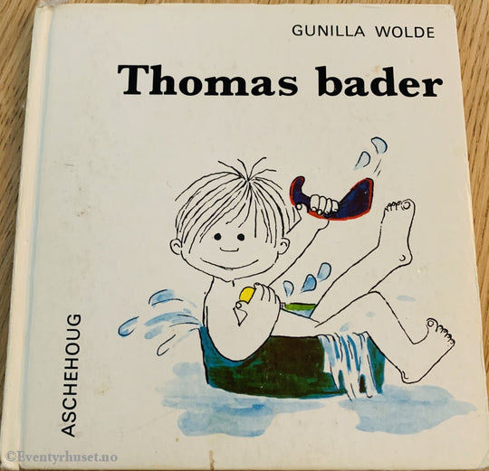 Gunilla Wolde. 1974. Thomas Bader. Førsteutgave. Fortelling