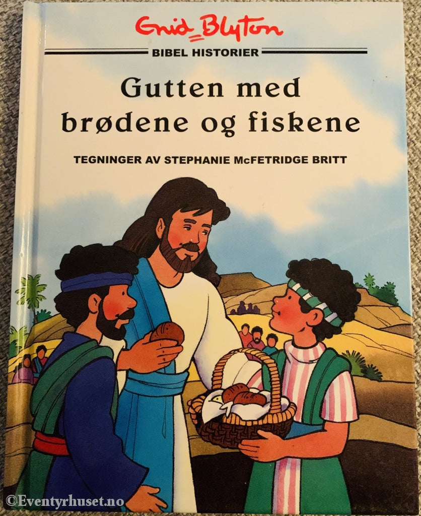 Gutten Med Brødene Og Fiskene. 1998. Fortelling