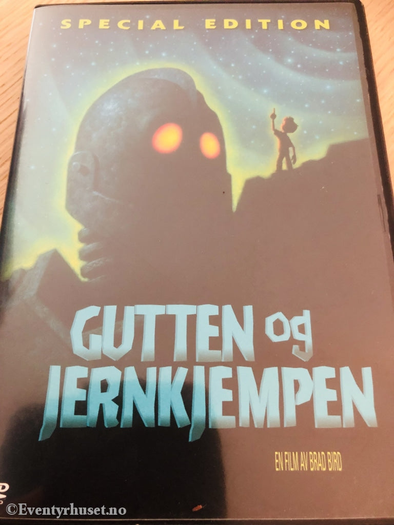 Gutten Og Jernkjempen. 2004. Dvd. Dvd