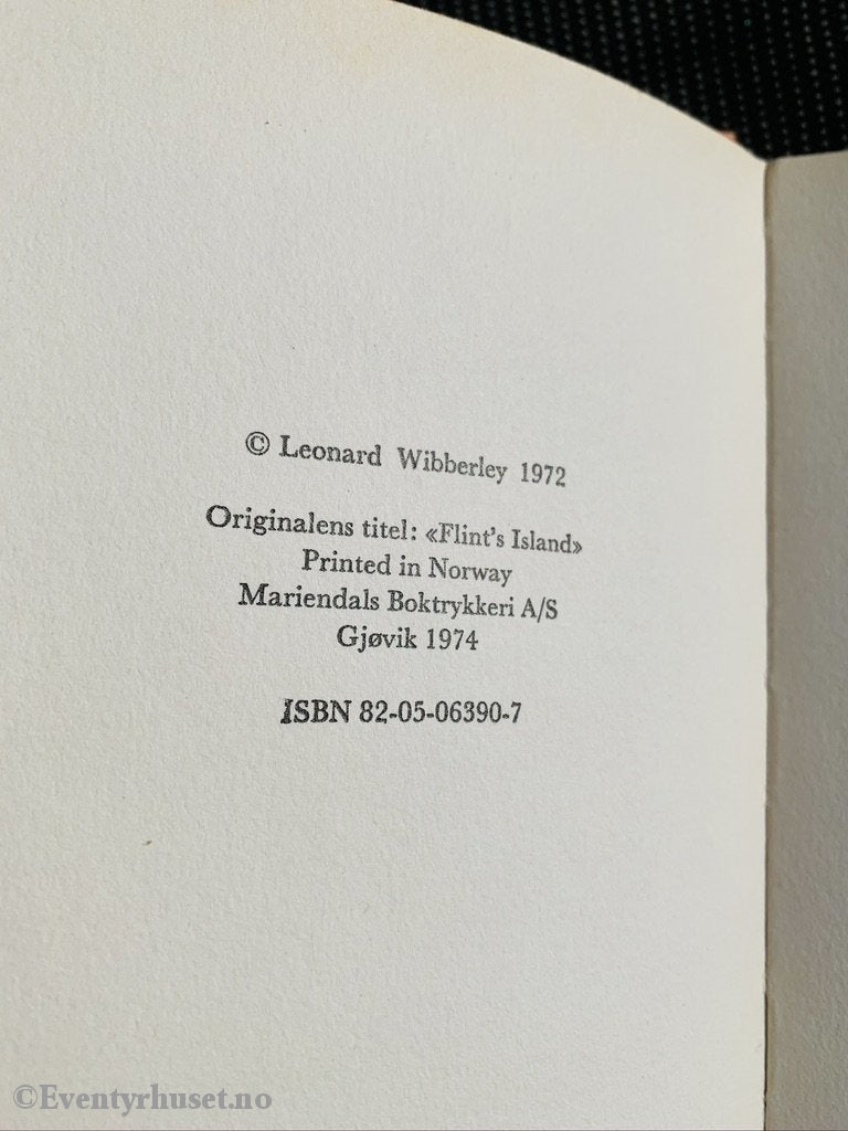 Gyldendals Gode (Gg): Leonard Wibberley. 1972/74. Sjørøverskatten. Fortelling