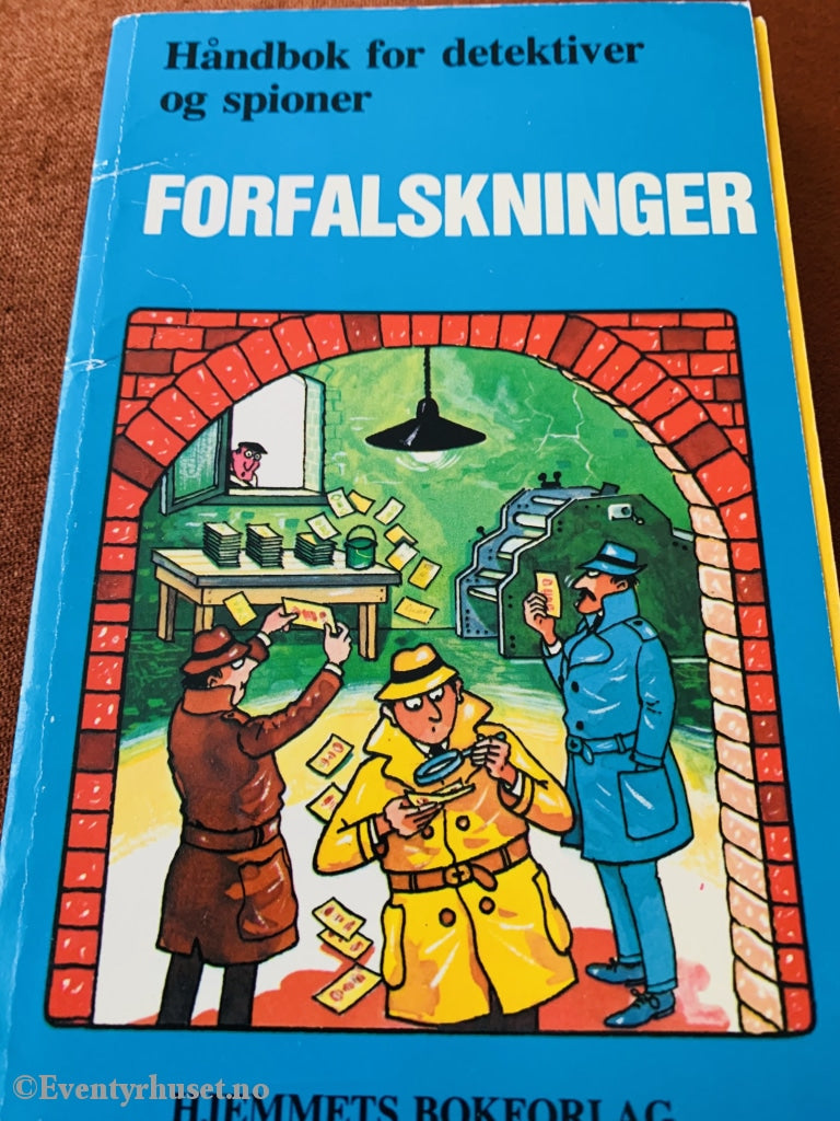 Håndbok For Detektiver Og Spioner: Forfalskninger. 1980. Pocketbok