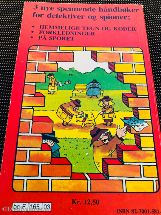Håndbok for detektiver og spioner: Hemmelige tegn og koder. 1979. Pocketbok