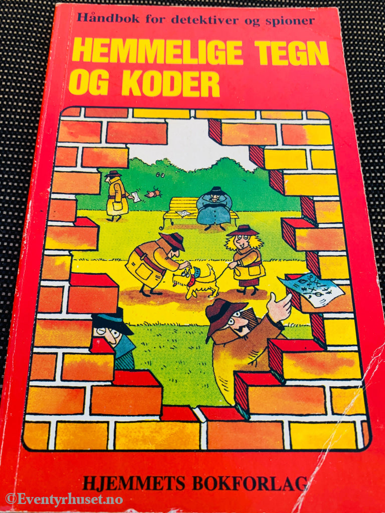 Håndbok for detektiver og spioner: Hemmelige tegn og koder. 1979. Pocketbok