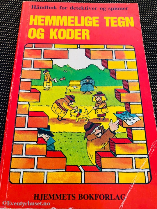 Håndbok for detektiver og spioner: Hemmelige tegn og koder. 1979. Pocketbok