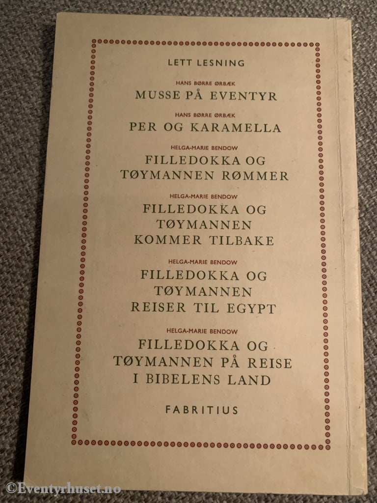 Hans Børke Ørbæk. 1965. Zakarias Og Sjørøver Røverø. Fortelling