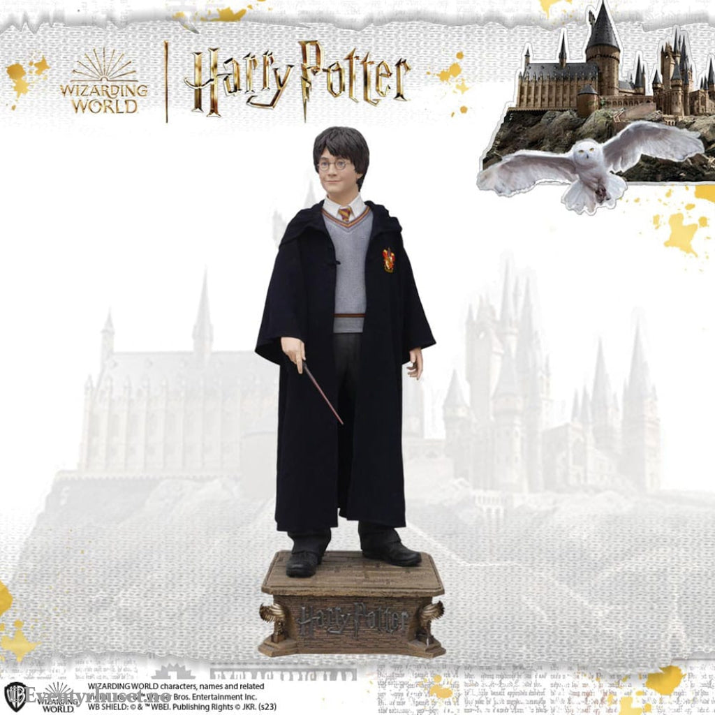 Harry Potter Life-Size Statue Harry Potter 174 cm Collectibles