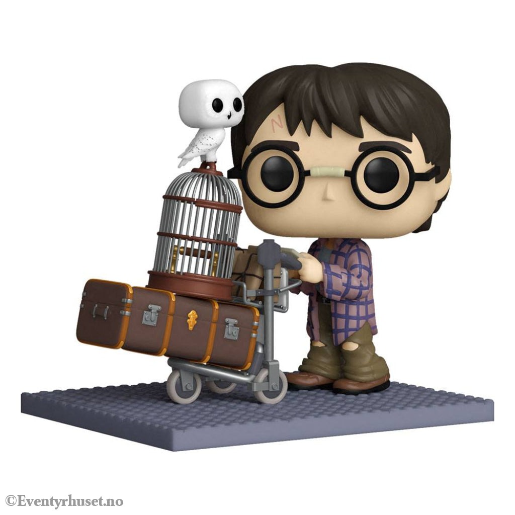 Harry Potter POP! Deluxe Vinyl Figure Harry Pushing Trolley 9 cm Collectibles