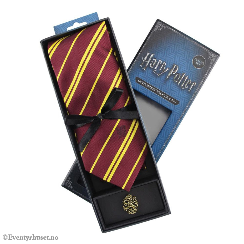 Harry Potter Tie & Metal Pin Deluxe Box Gryffindor Fashion & Accessories