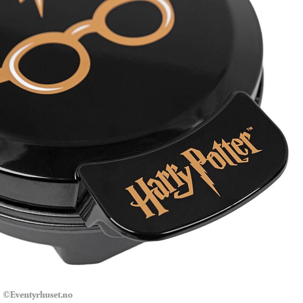 Harry Potter Waffle Maker Glasses and Lightning Bolt Home & Gifts