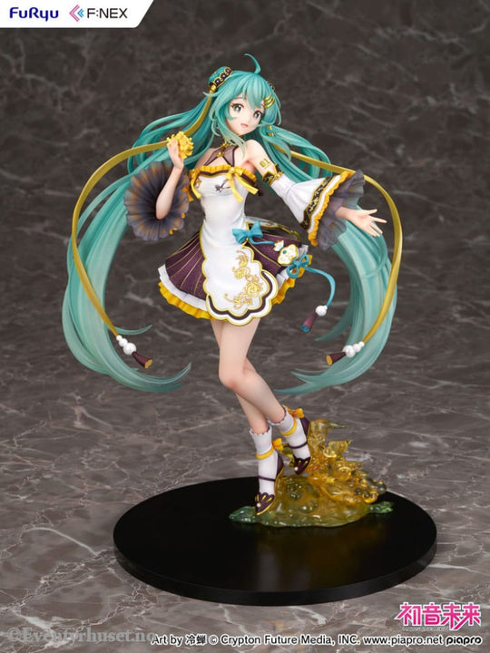 Hatsune Miku F:NEX PVC Statue 1/7 Hatsune Miku Mid-Autumn Festival Ver. 27 cm Manga & Anime