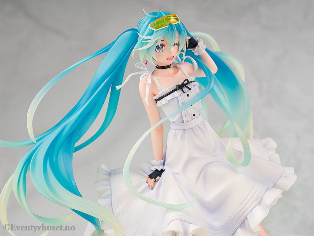 Hatsune Miku GT Project Original PVC Statue 1/7 Vacation Style Ver. 24 cm Manga & Anime