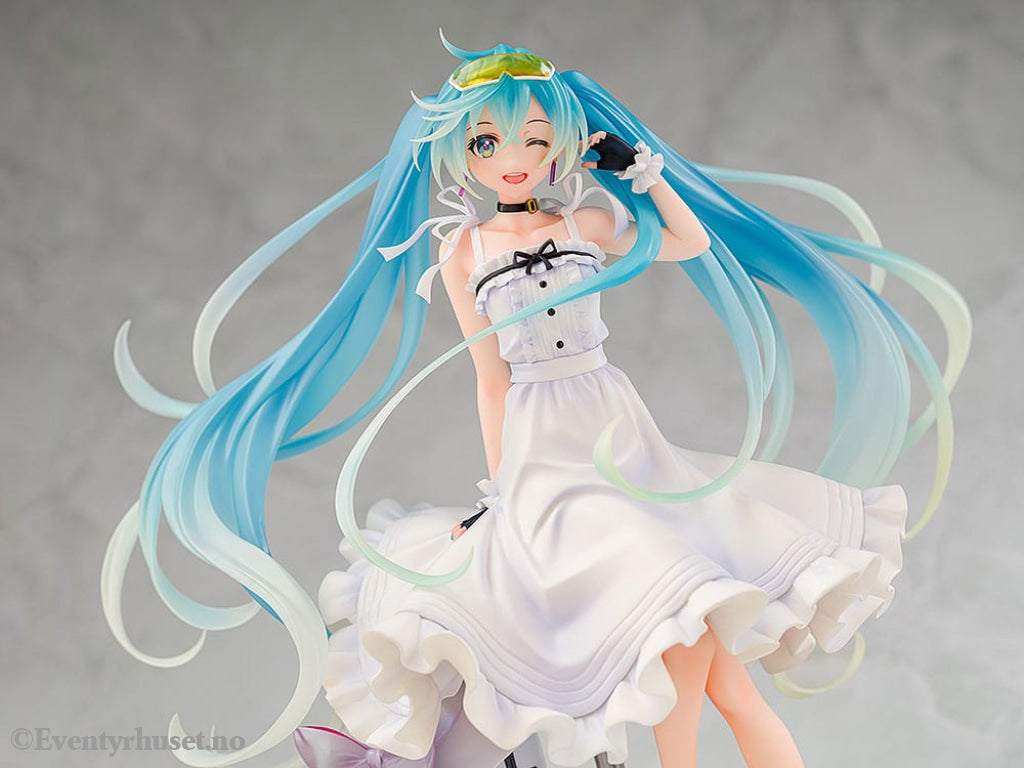 Hatsune Miku GT Project Original PVC Statue 1/7 Vacation Style Ver. 24 cm Manga & Anime