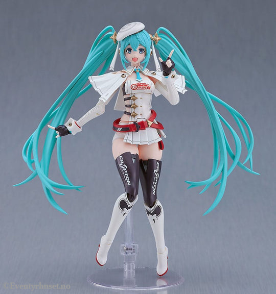 Hatsune Miku GT Project Plamatea Plastic Model Kit Racing Miku: 2023 Ver. 15 cm Manga & Anime