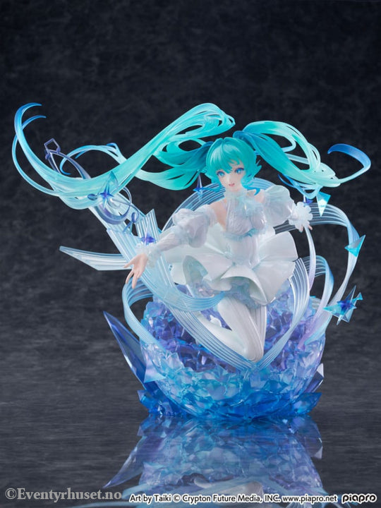 Hatsune Miku PVC Statue 1/7 Hatsune Miku - Crystal Dress Ver. 22 cm Manga & Anime