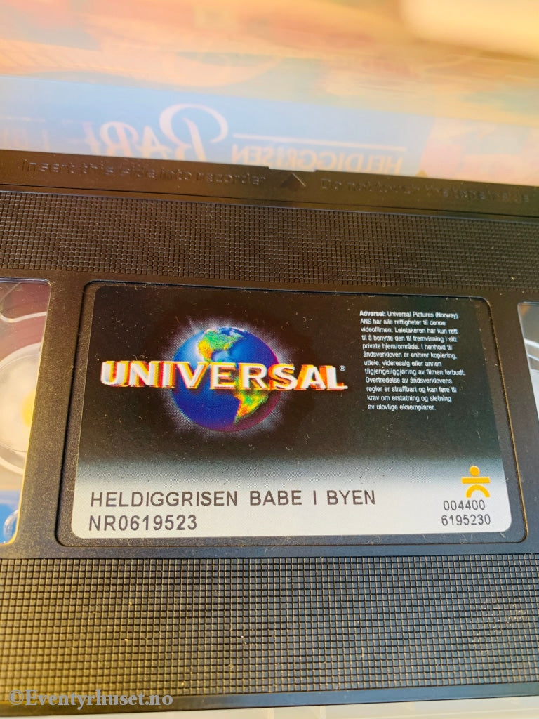 Heldiggrisen Babe I Byen. 1998. Vhs. Leiefilm. Vhs