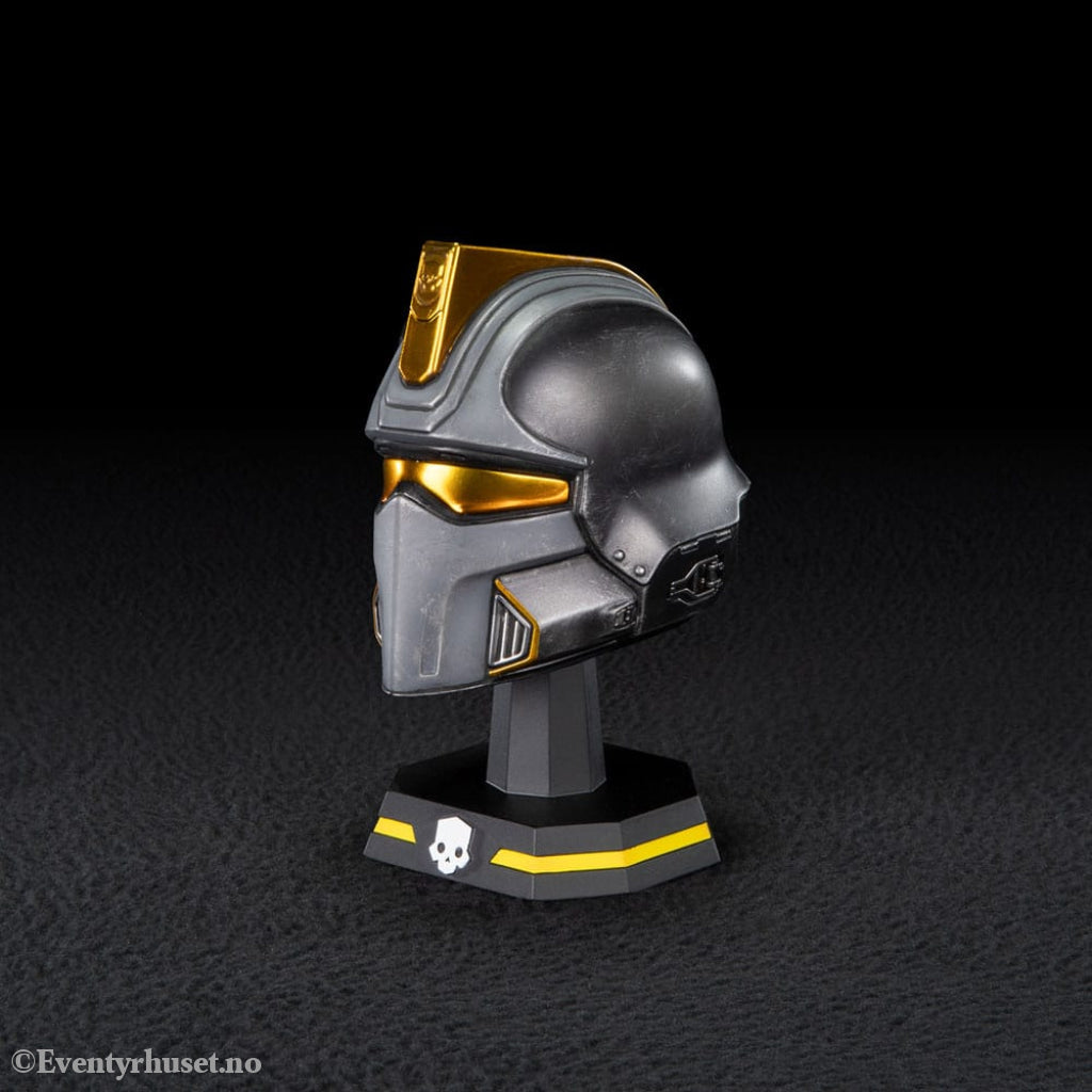 Helldivers 2 Replica 1/4 Hero of the Federation Helmet 11 cm Fashion & Accessories