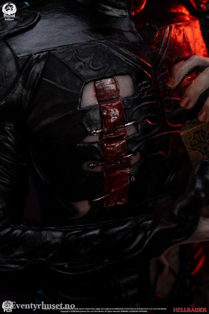 Hellraiser Statue 1/3 Pinhead Deluxe Edition 79 cm Collectibles