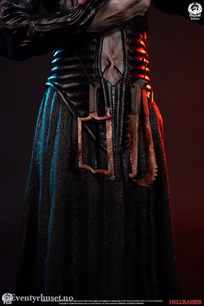 Hellraiser Statue 1/3 Pinhead Deluxe Edition 79 cm Collectibles