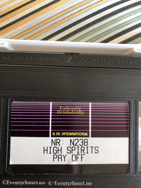 High Spirits. 1991. Vhs. Vhs