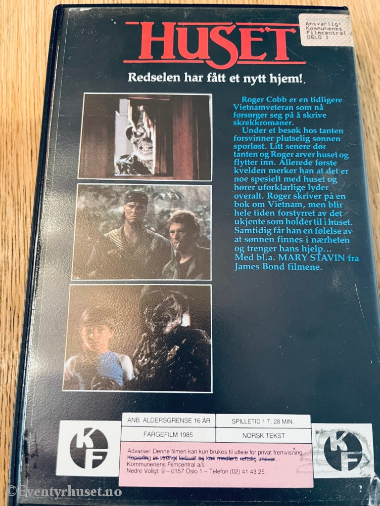 Huset. 1985. Vhs Big Box.